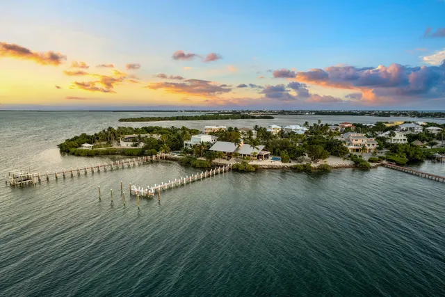 $4,900,000 | 115 Windy Point Circle, Marathon, FL 33050