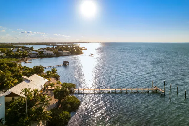 $4,900,000 | 115 Windy Point Circle, Marathon, FL 33050