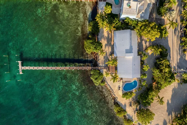 $4,900,000 | 115 Windy Point Circle, Marathon, FL 33050