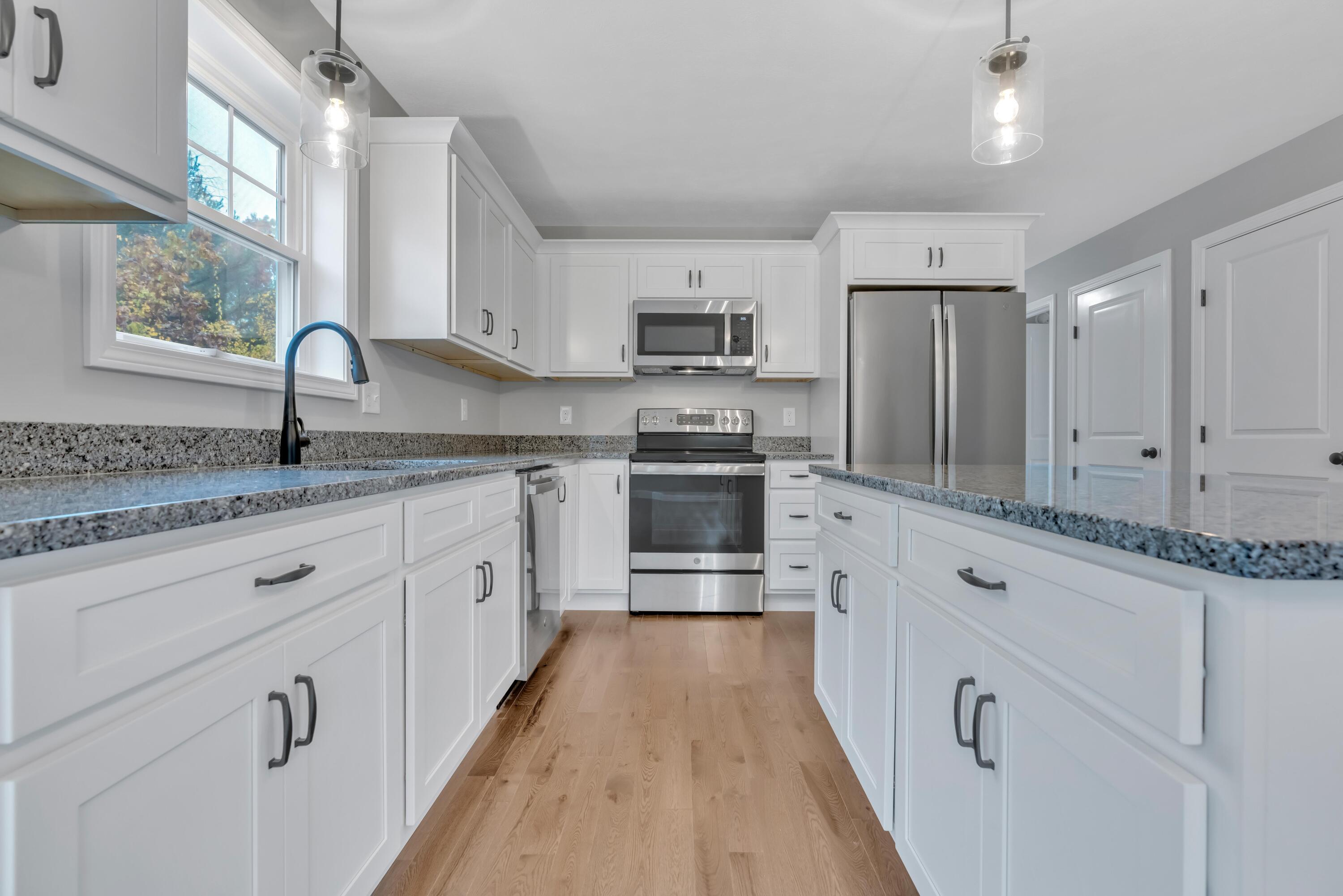 148 High Street North Berwick, ME 03906 - Photo 4 of 25 _dsc2793