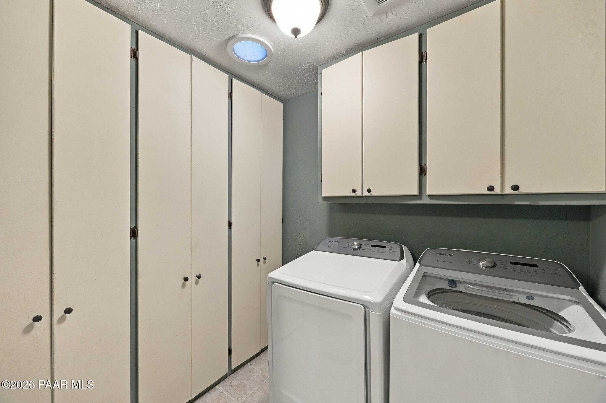 1505 East Friendly Pines Road Prescott, AZ 86303 - Photo 27 of 37 33-Laundry Room
