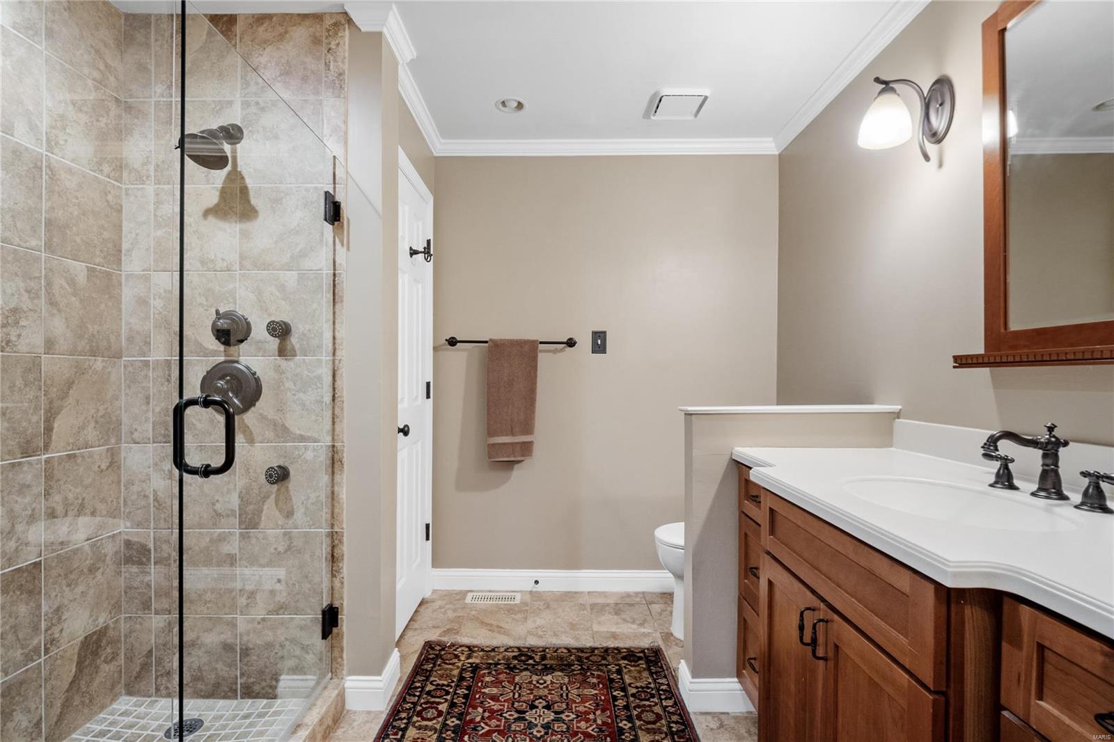 15806 Thomas Ridge Court Chesterfield, MO 63017 - Photo 13 of 35