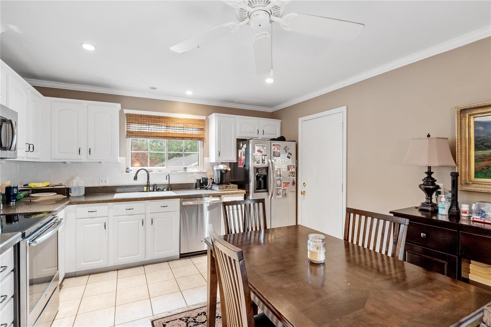 15806 Thomas Ridge Court Chesterfield, MO 63017 - Photo 23 of 35