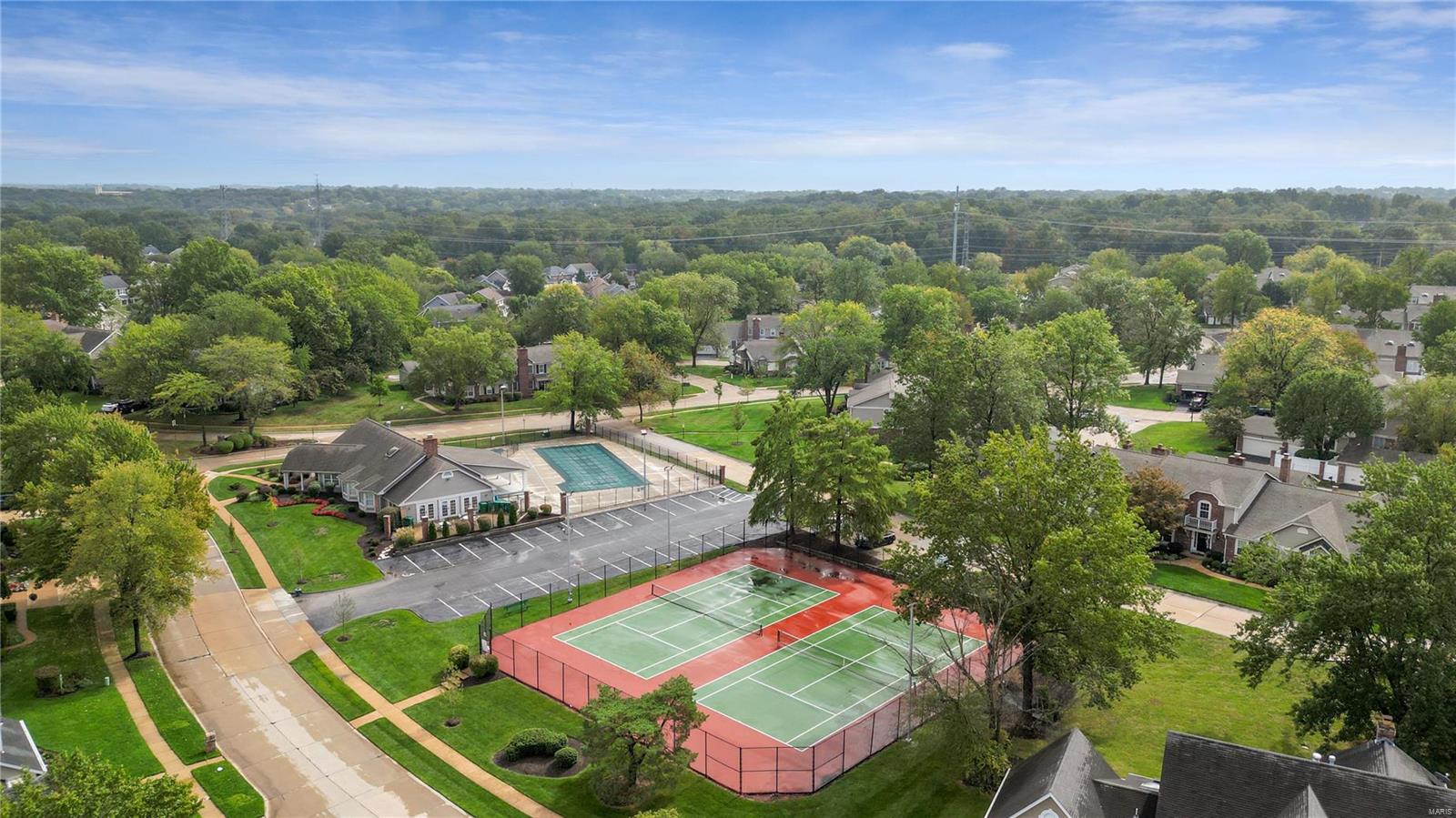 15806 Thomas Ridge Court Chesterfield, MO 63017 - Photo 33 of 35