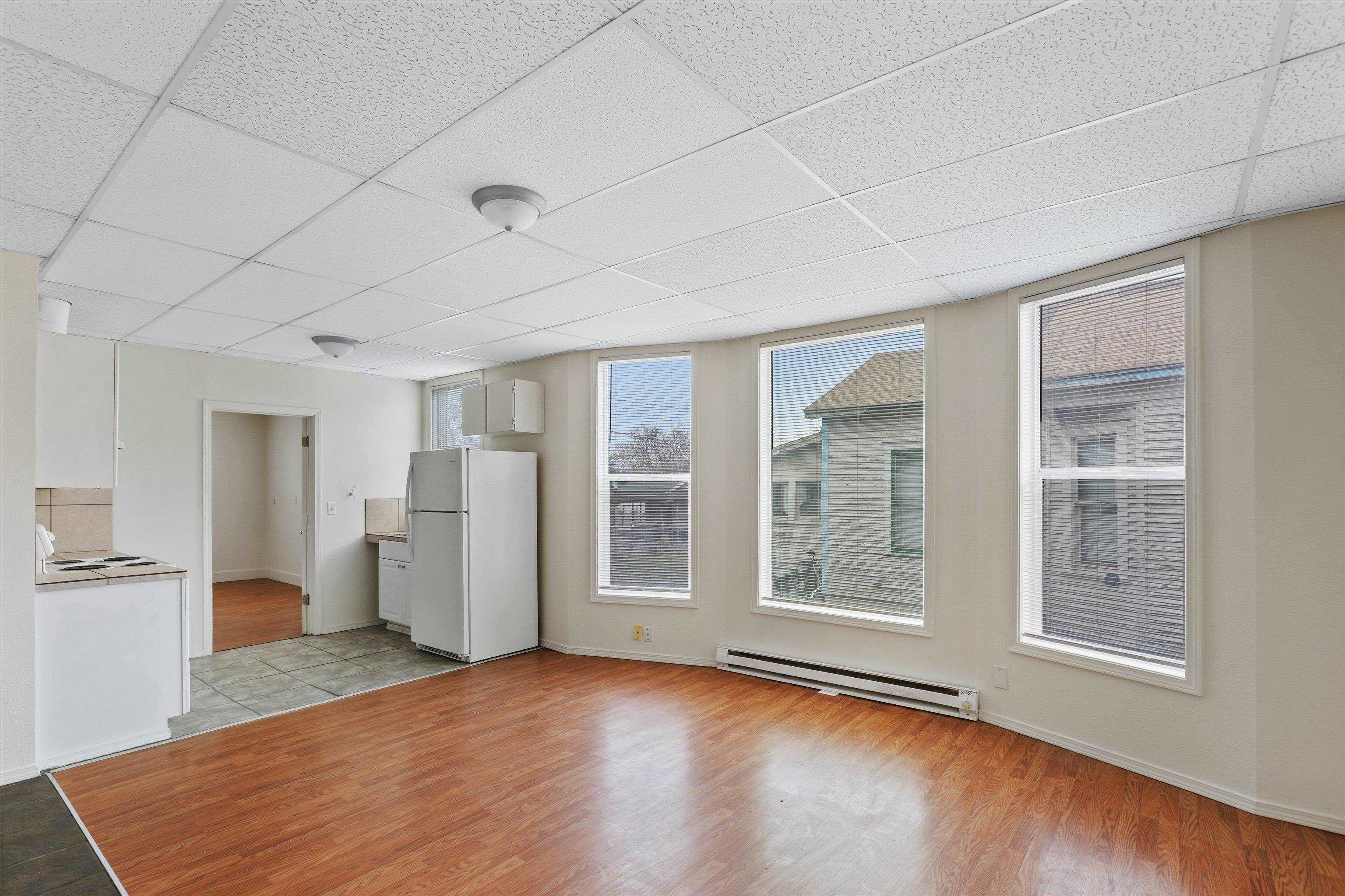 914 West Mansfield Avenue Spokane, WA 99205 - Photo 4 of 23