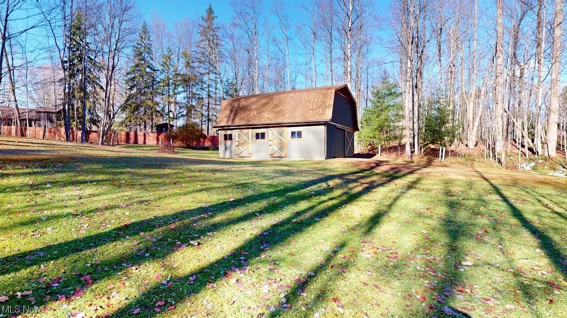 9471 Sherman Road Chesterland, OH 44026 - Photo 34 of 40 Beautiful Barn on 5.4 acres of rolling land