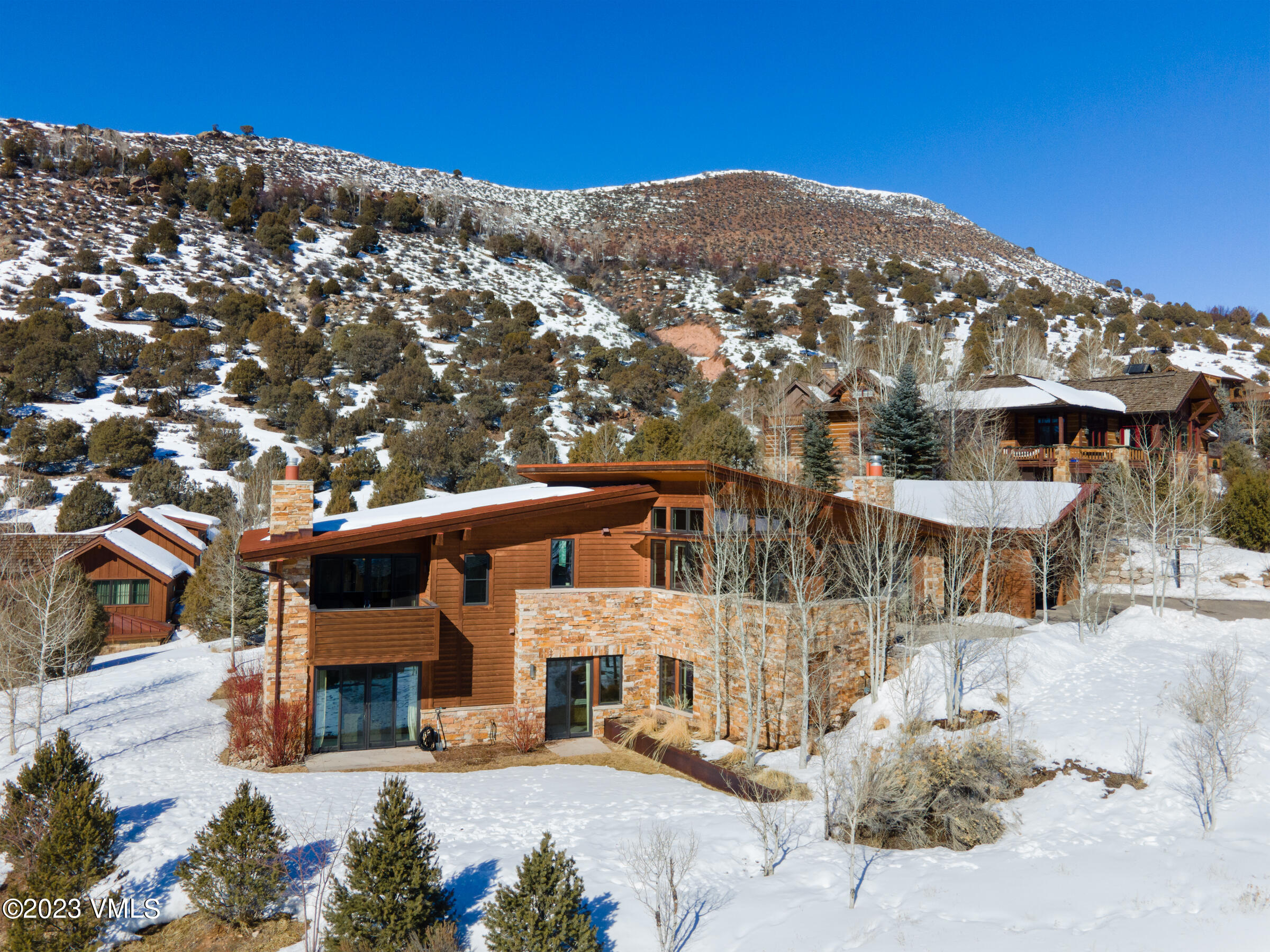 1793 Beard Creek Trail Edwards, CO 81632 - Photo 26 of 28 a view of a large building