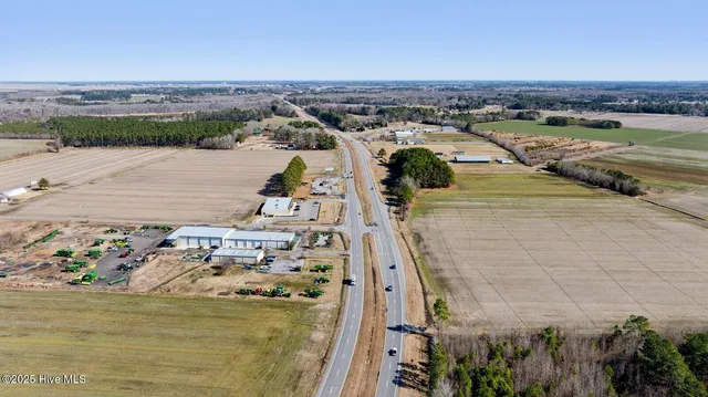 $294,000 | 1604 Ocean Highway North, Hertford, NC 27944