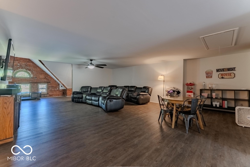 932 North Washington Street Marion, IN 46952 - Photo 5 of 37