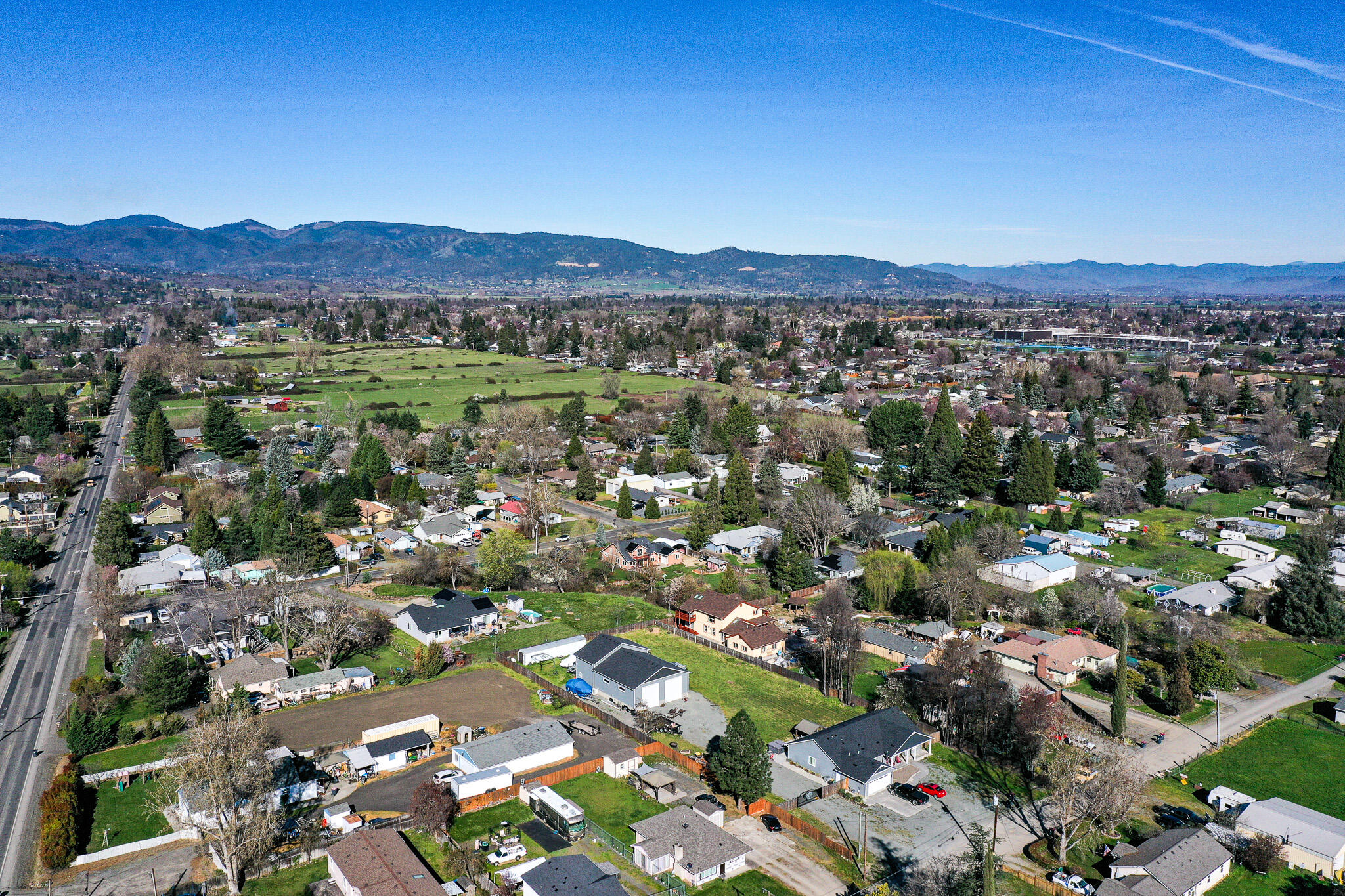994 South Stage Road Medford, OR 97501 - Photo 29 of 38 DJI_0614