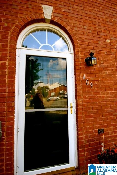 409 Cambrian Ridge Drive Pelham, AL 35124 - Photo 3 of 30