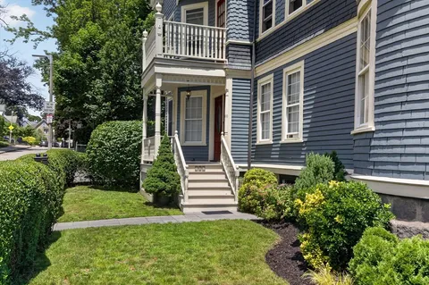 $1,495,000 | 25 Weyanoke Street, Boston, MA 02124