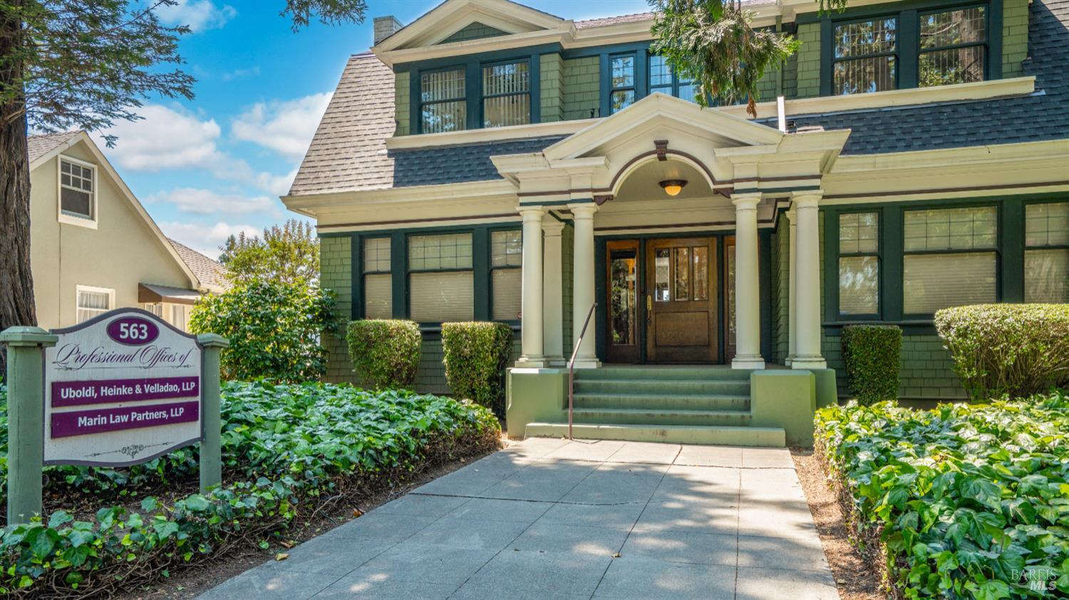 563 Jefferson Street Napa, CA 94559 - Photo 2 of 55