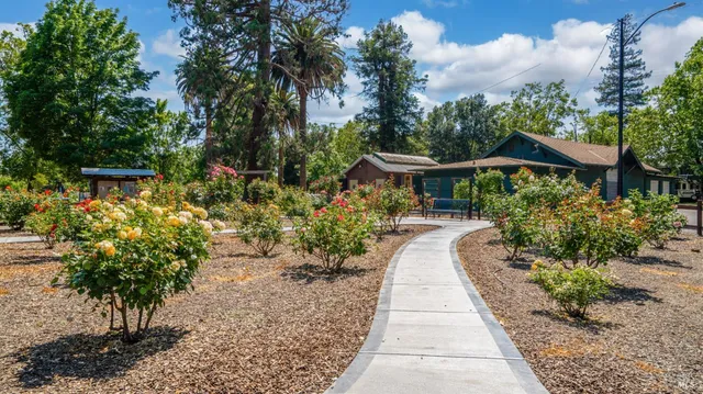 $1,550,000 | 563 Jefferson Street, Napa, CA 94559