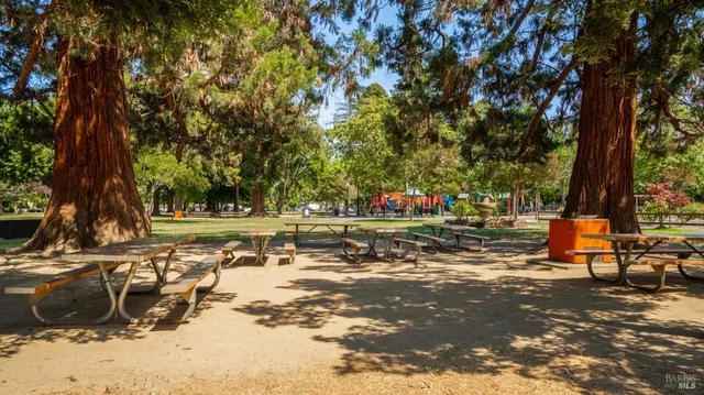 $1,550,000 | 563 Jefferson Street, Napa, CA 94559