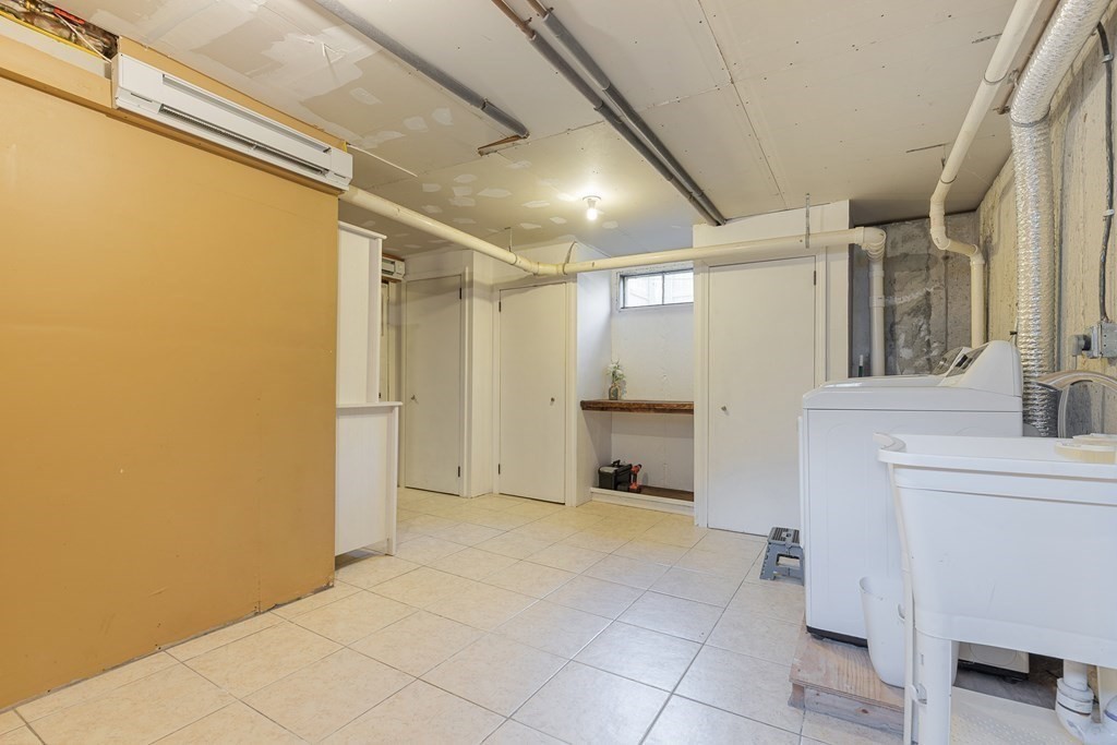 12 Arbor Road Holbrook, MA 02343 - Photo 27 of 37 Gallery Image 27