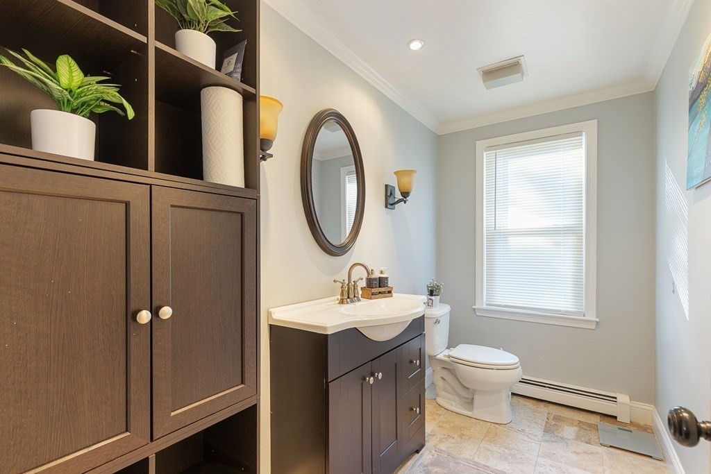 12 Arbor Road Holbrook, MA 02343 - Photo 10 of 37 Gallery Image 10