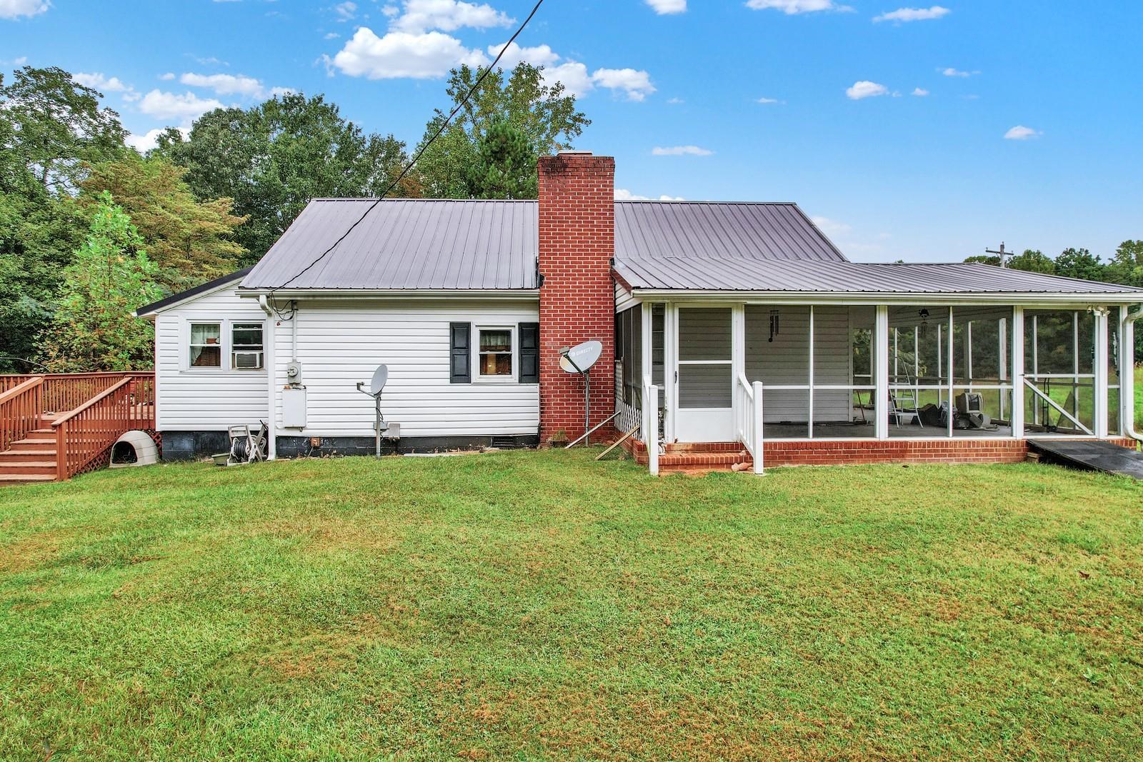 490 Wren-Wray Road Blacksburg, SC 29702 - Photo 4 of 27 Gallery Image 4