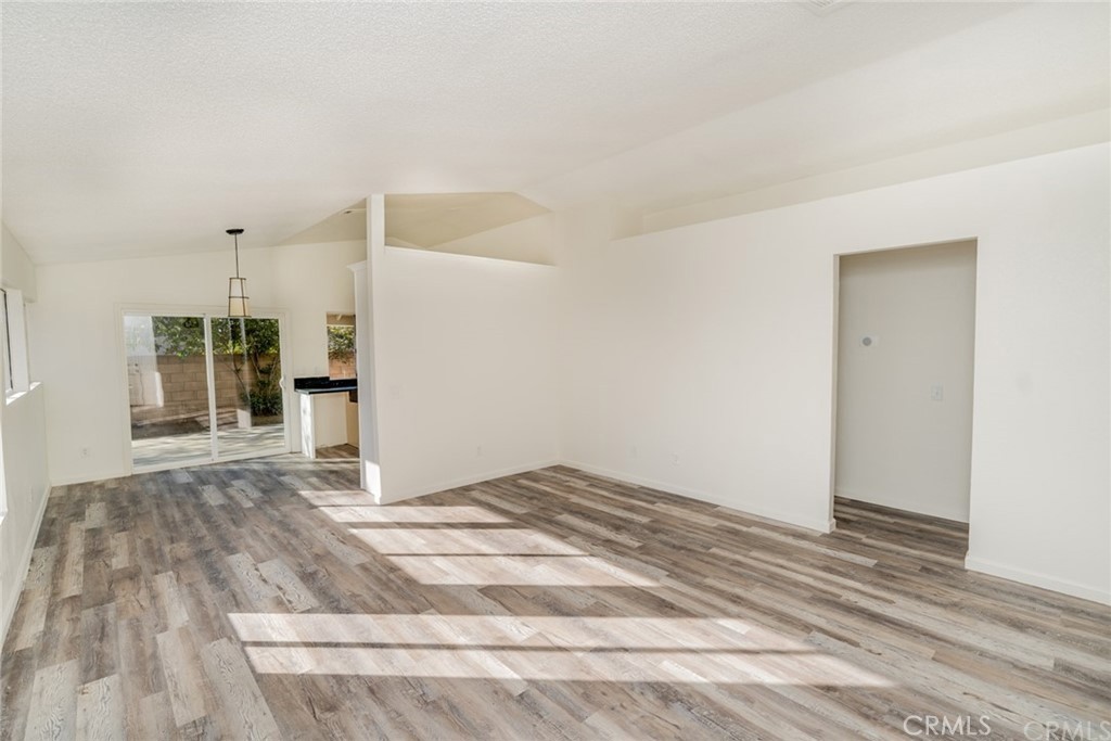 24297 Sun Valley Road Moreno Valley, CA 92553 - Photo 3 of 30