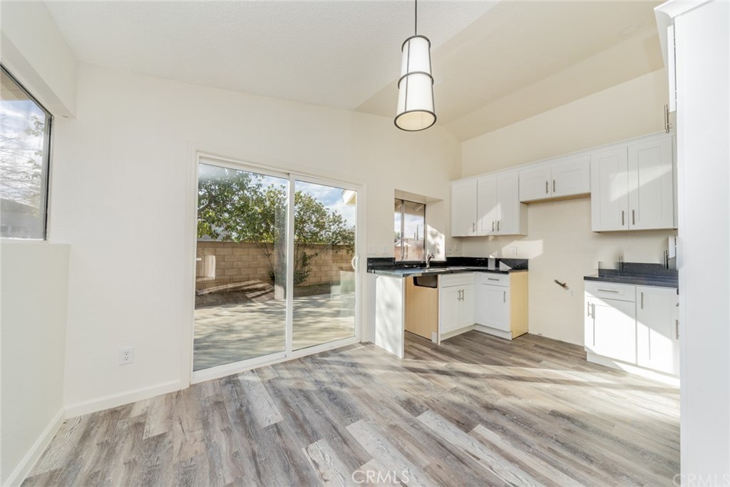 24297 Sun Valley Road Moreno Valley, CA 92553 - Photo 7 of 30