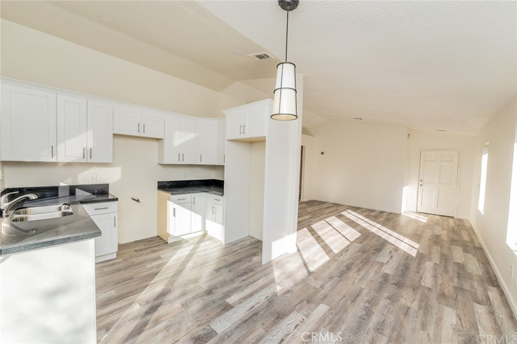 24297 Sun Valley Road Moreno Valley, CA 92553 - Photo 8 of 30