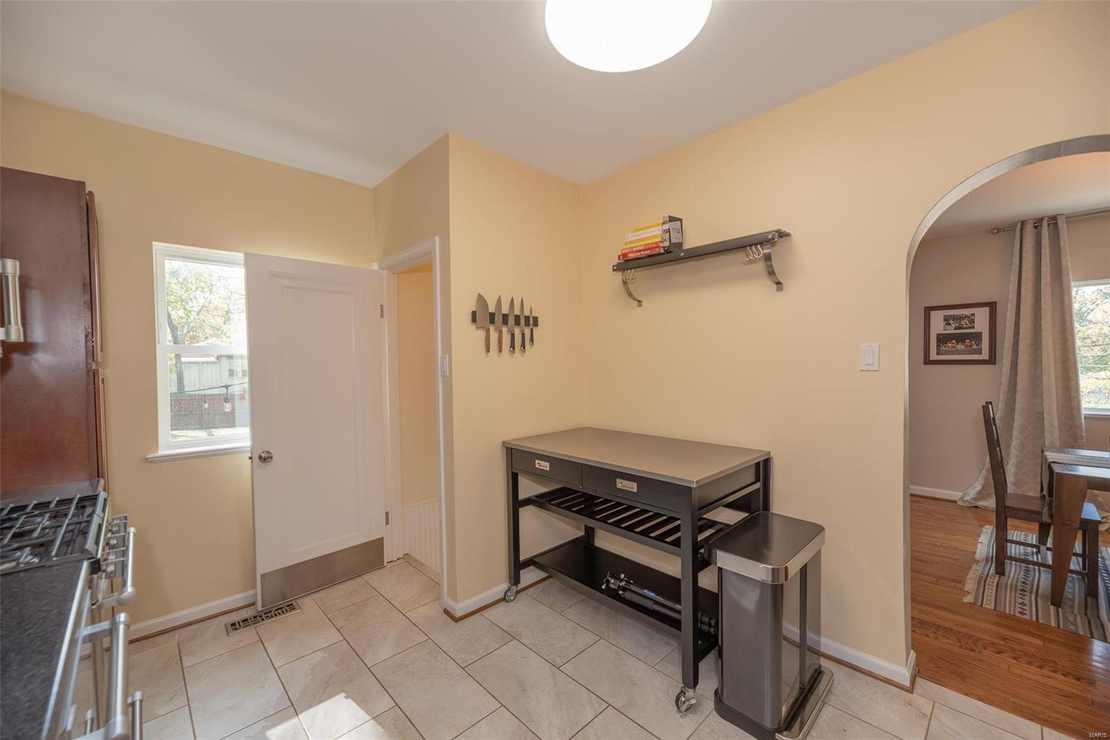 7456 Richmond Place St. Louis, MO 63143 - Photo 13 of 37