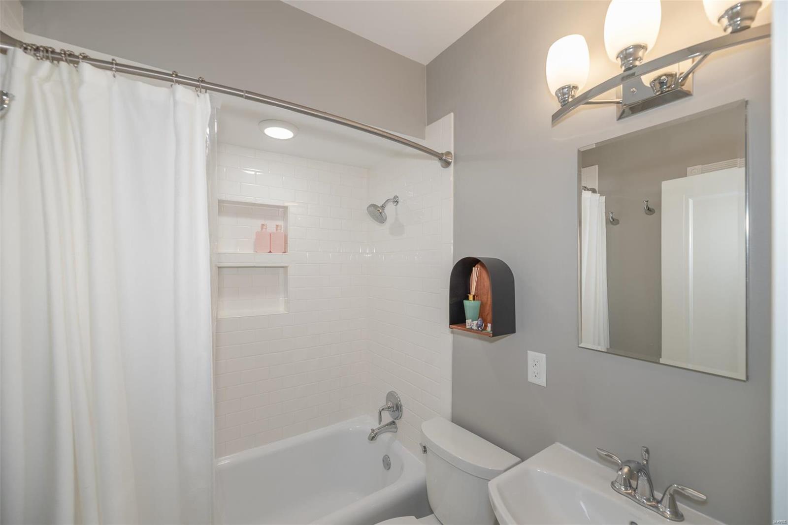 7456 Richmond Place St. Louis, MO 63143 - Photo 16 of 37