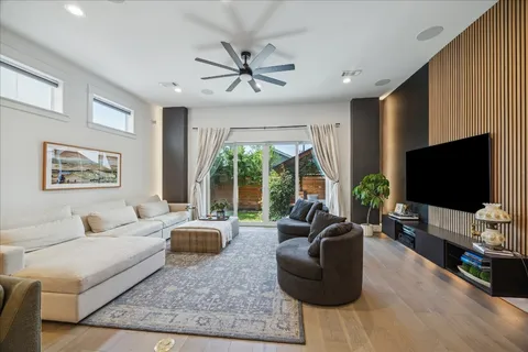 $775,000 | 1311 Laird Street, Houston, TX 77008