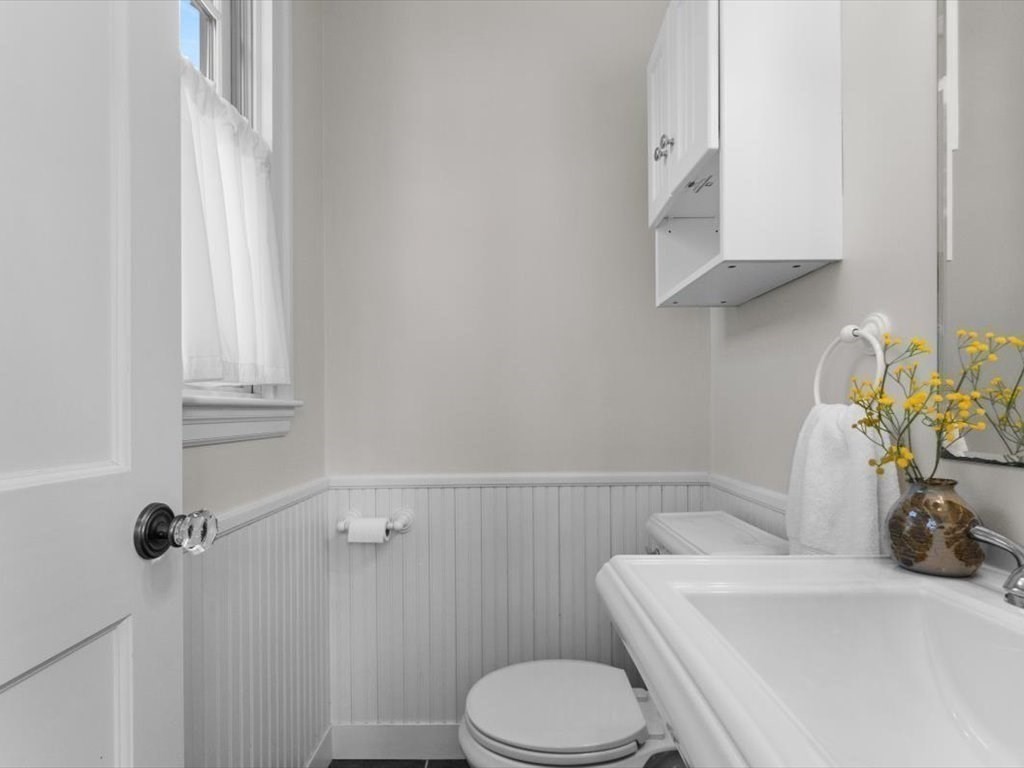 161 Playstead Road Medford, MA 02155 - Photo 12 of 32 Gallery Image 12