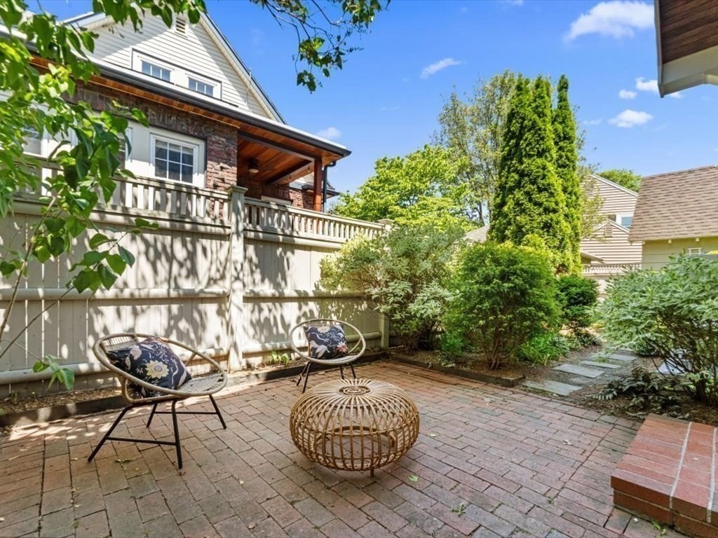 161 Playstead Road Medford, MA 02155 - Photo 21 of 32 Gallery Image 21