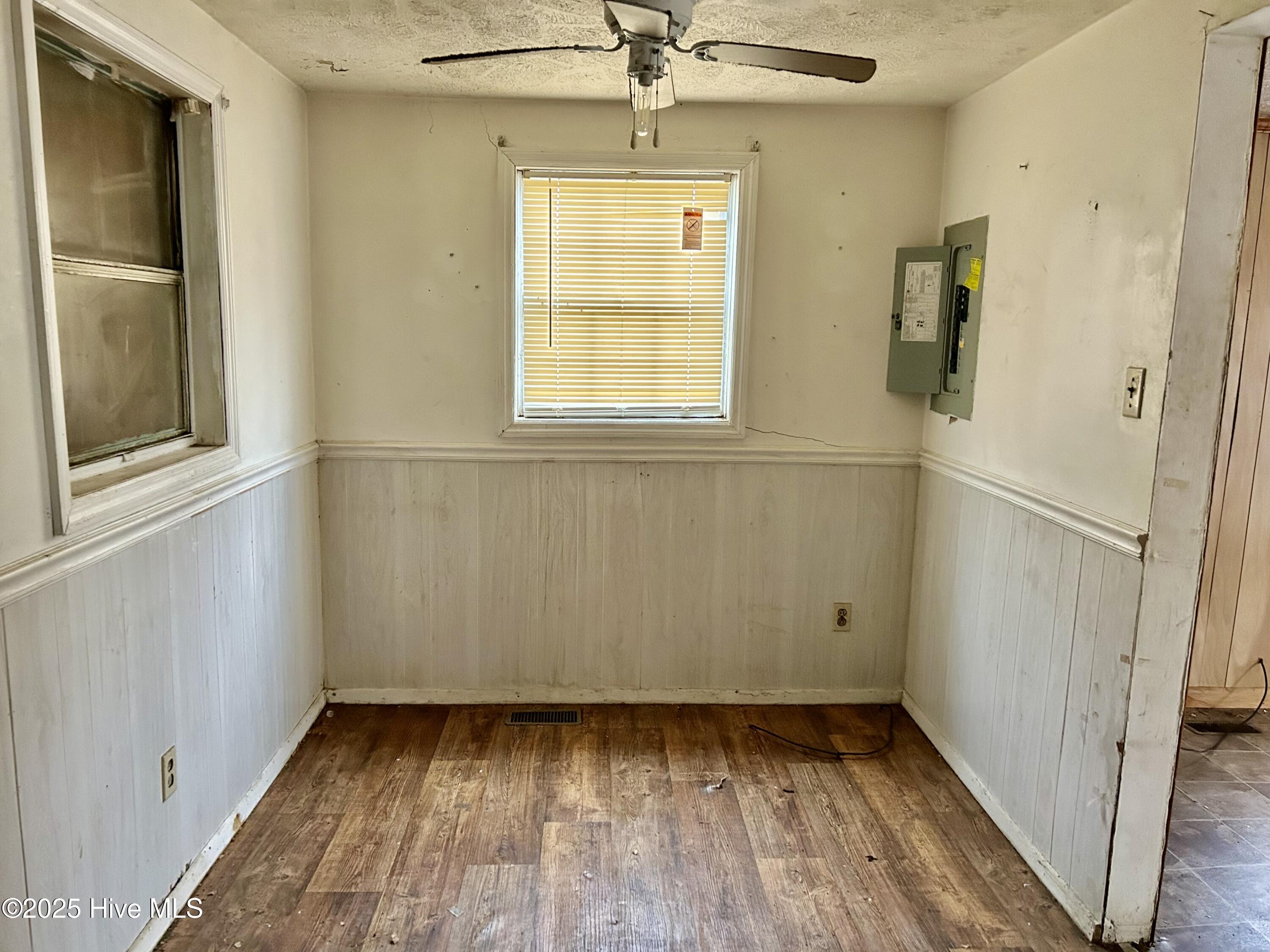 14081 Oil Mill Road Gibson, NC 28343 - Photo 6 of 17 Dining Room