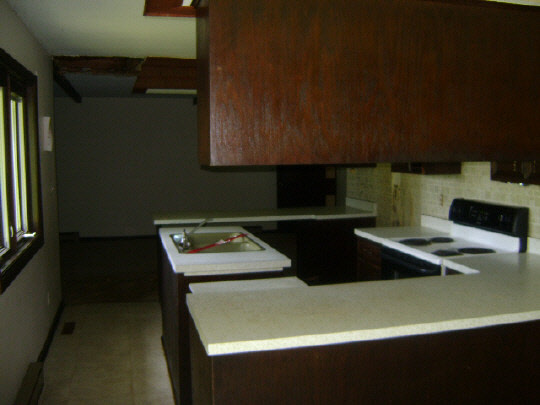5455 Baxter Road Rockford, IL 61109 - Photo 4 of 11 a close up of a cabinets