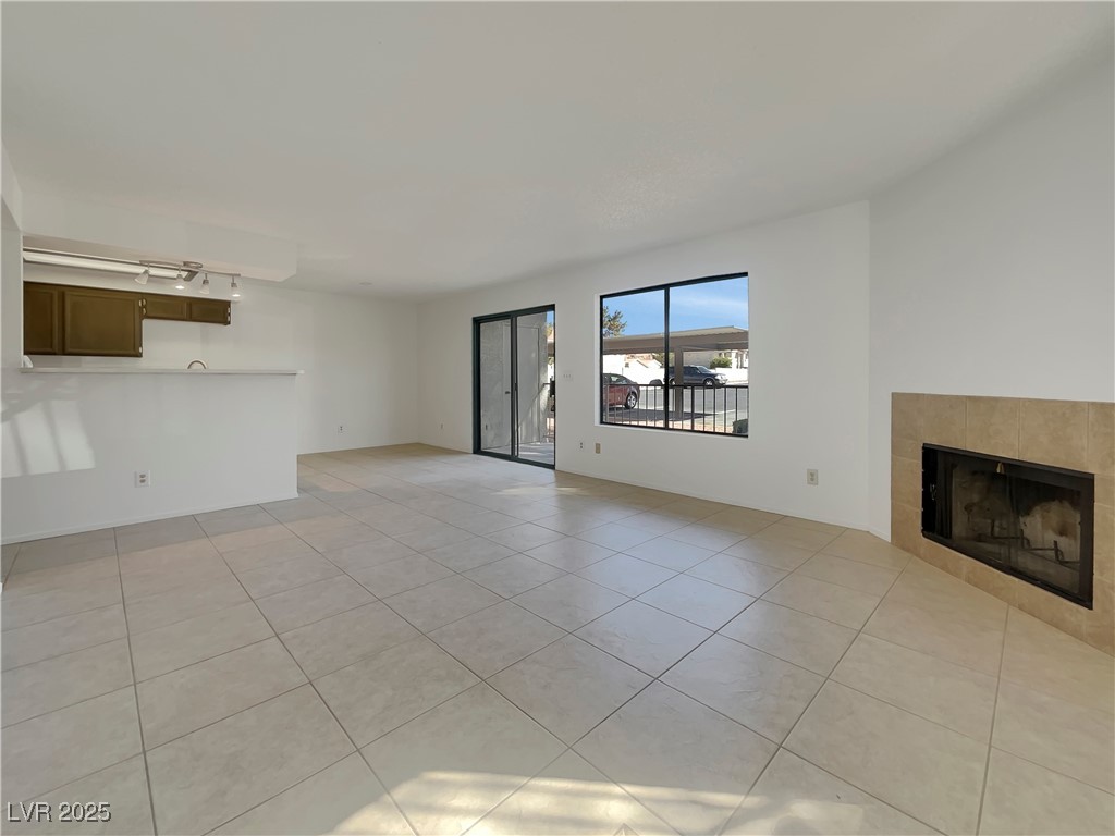 1575 West Warm Springs Road, Unit 1111 Henderson, NV 89014 - Photo 10 of 19 Gallery Image 10
