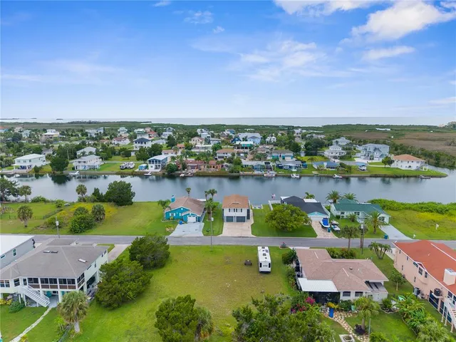 $379,000 | 3393 Poinsettia Drive, Hernando Beach, FL 34607