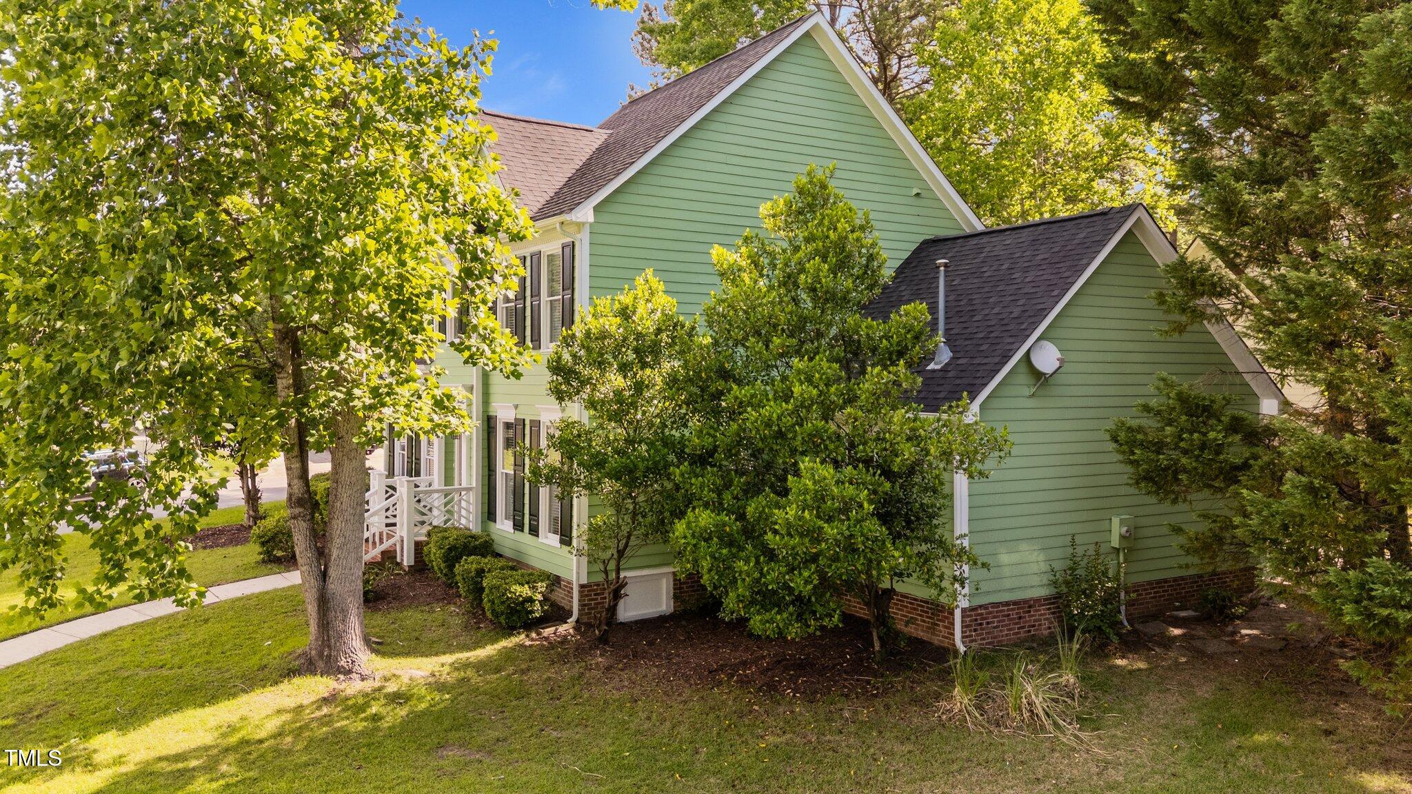 3624 Singleleaf Lane Raleigh, NC 27616 - Photo 4 of 40 4-web-or-mls-DJI_20250522094701_0346_D