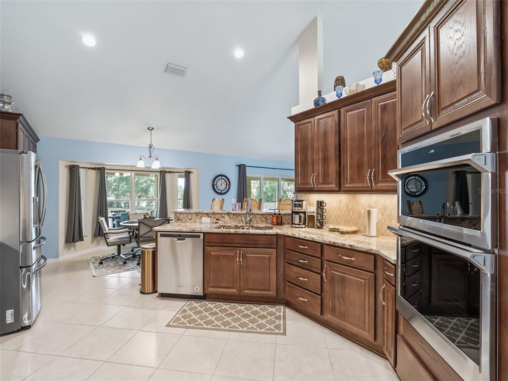 10285 Southeast Sunset Harbor Road Summerfield, FL 34491 - Photo 23 of 70 Gallery Image 23