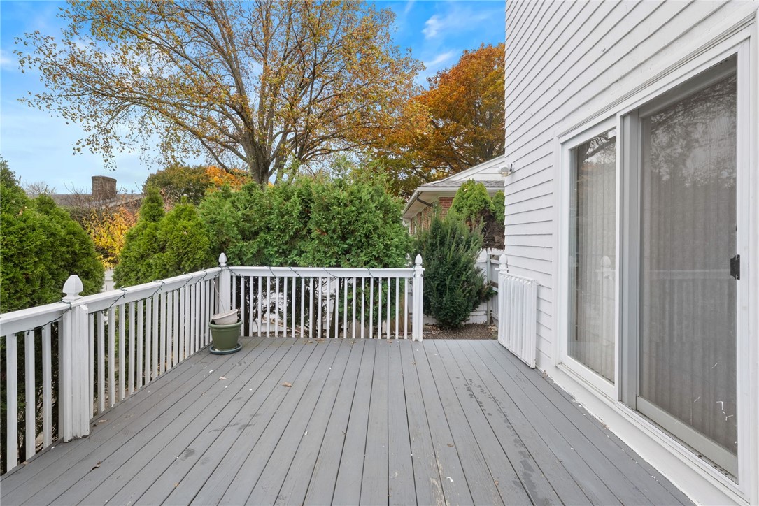 446 Budlong Road Cranston, RI 02920 - Photo 9 of 35