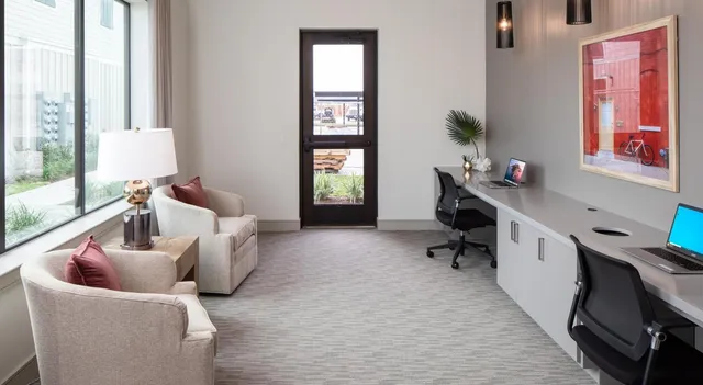 $1,489 | 12111 South Main Street, Unit 3101, Houston, TX 77035