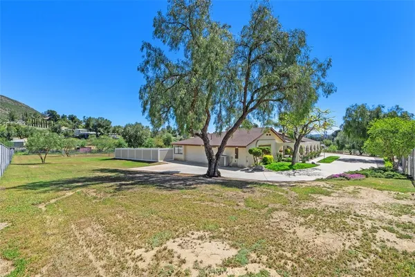 $1,375,000 | 37790 Los Alamos Road, Murrieta, CA 92563