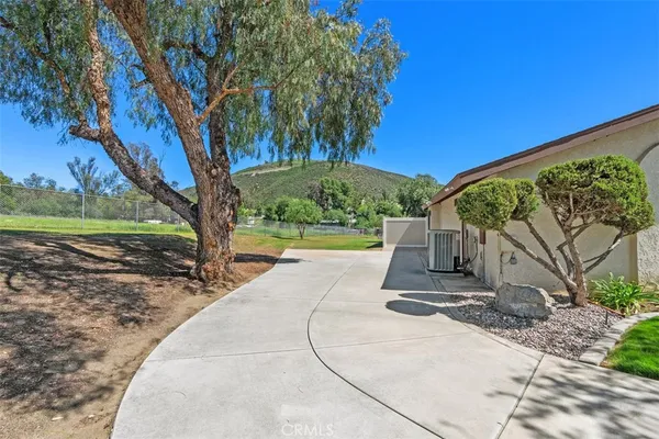 $1,375,000 | 37790 Los Alamos Road, Murrieta, CA 92563