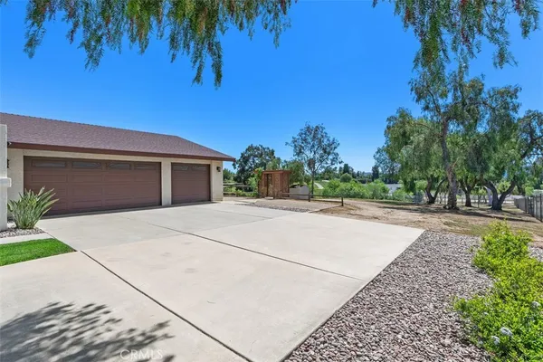 $1,375,000 | 37790 Los Alamos Road, Murrieta, CA 92563