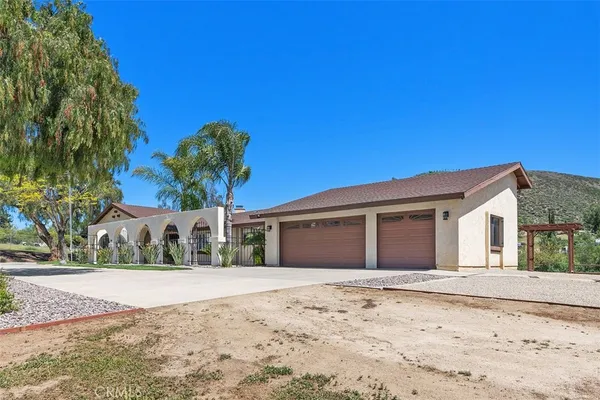 $1,375,000 | 37790 Los Alamos Road, Murrieta, CA 92563