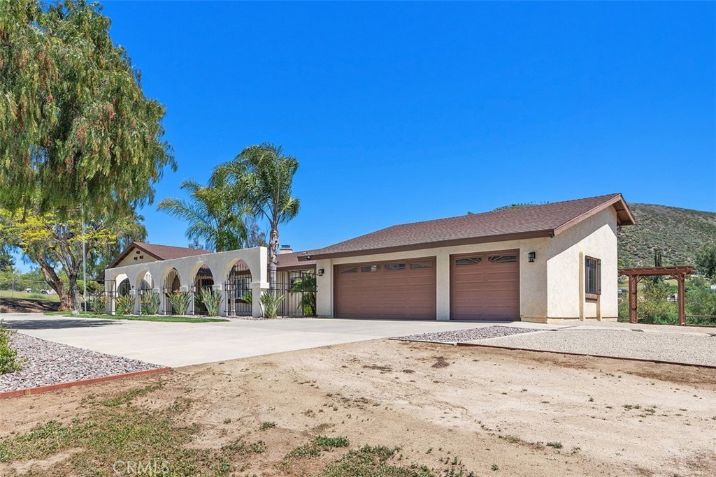 37790 Los Alamos Road Murrieta, CA 92563 - Photo 8 of 69