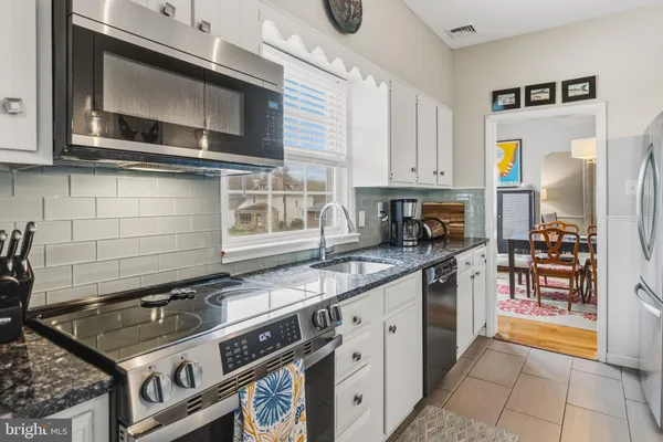 $650,000 | 11 Franklin Avenue, Flourtown, PA 19031