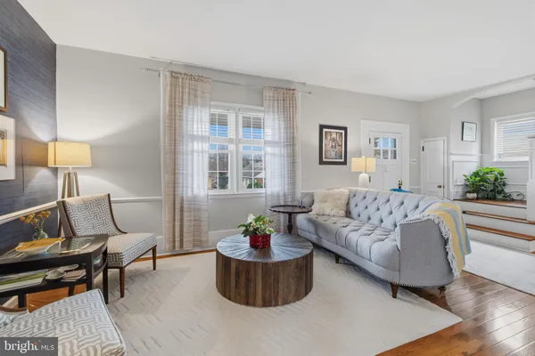 $650,000 | 11 Franklin Avenue, Flourtown, PA 19031