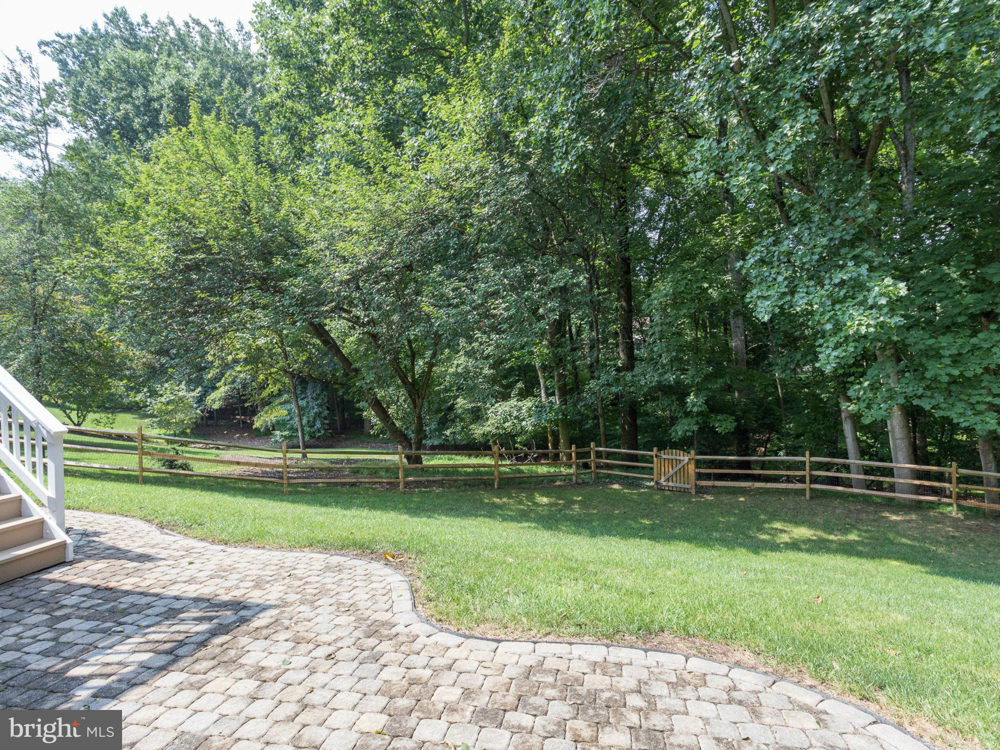1802 Batten Hollow Road Vienna, VA 22182 - Photo 28 of 30 a view of a park