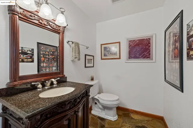 $1,230,000 | 20162 Pine Mountain Drive, Groveland, CA 95321