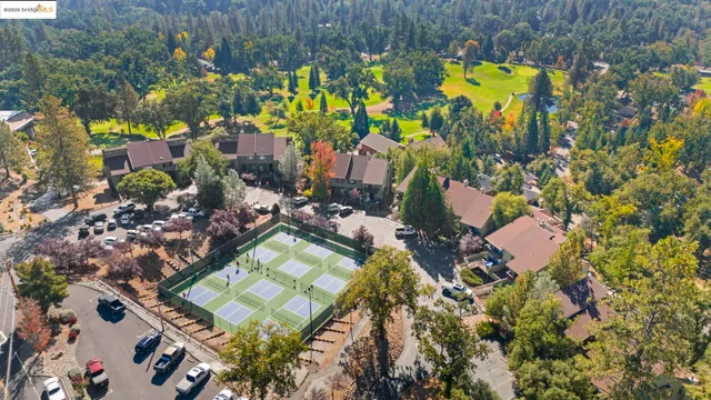 $1,230,000 | 20162 Pine Mountain Drive, Groveland, CA 95321