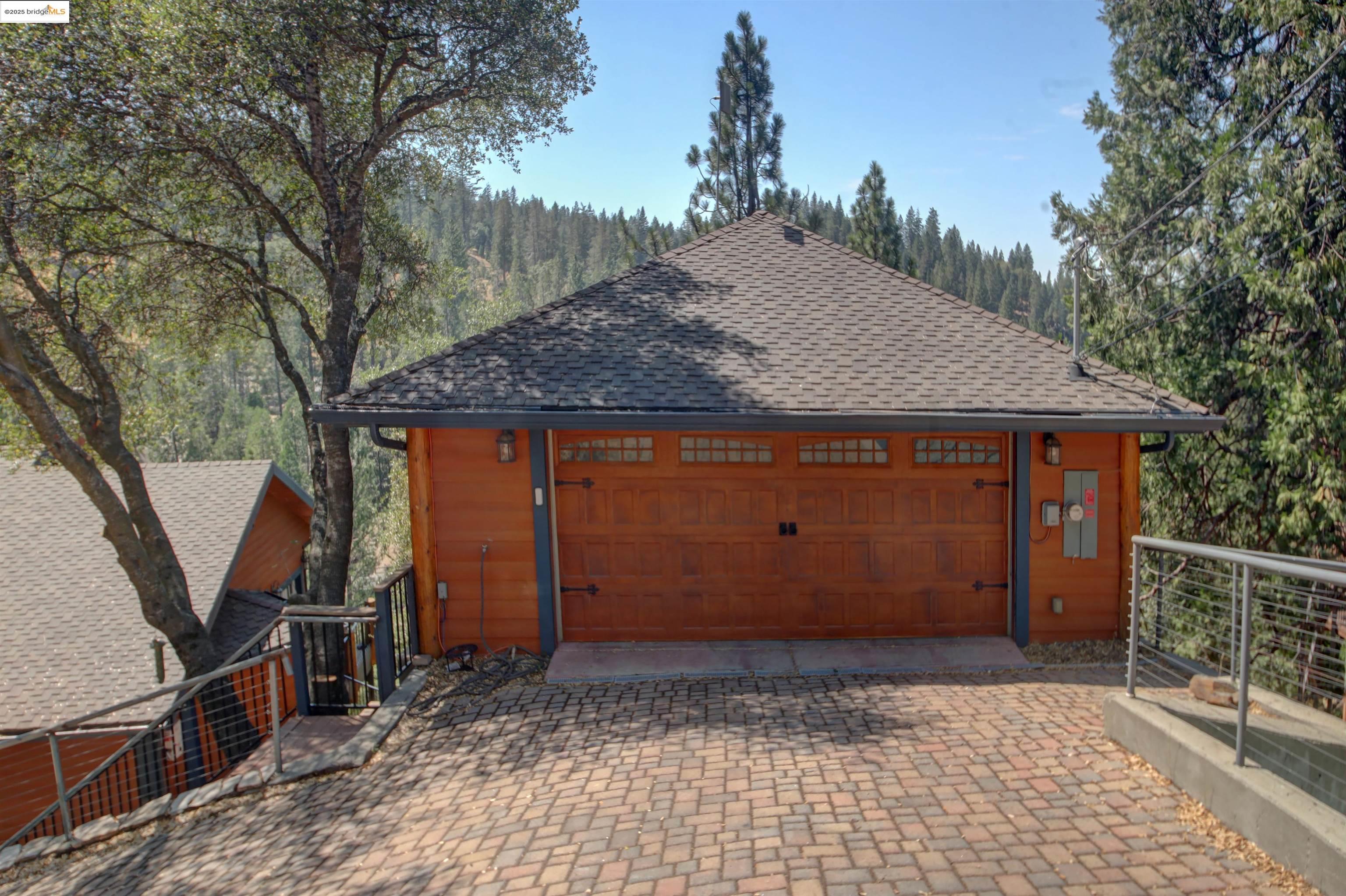 20162 Pine Mountain Drive Groveland, CA 95321 - Photo 9 of 57