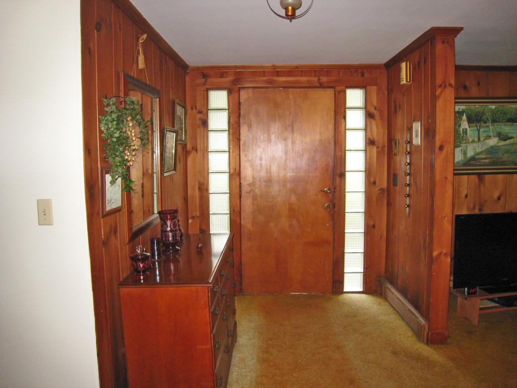 34 Shapleigh Road Kittery, ME 03904 - Photo 9 of 10 Gallery Image 9